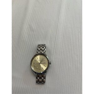 Rip Curl Women’s Bailey Analog Display Watch Needs Battery